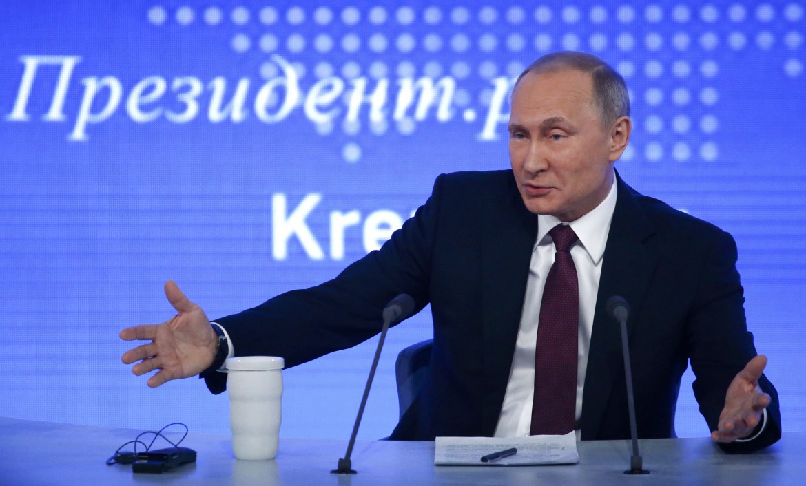 Corsa al riarmo, anche Putin annuncia l’aumento delle spese militari