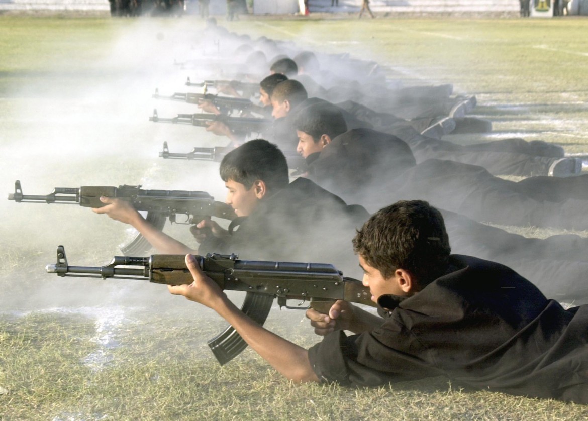 L’Isis obbliga i bambini a scuola di jihad