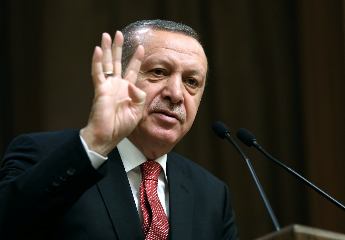 La riforma di Erdogan procede verso la forma di «stato-partito»
