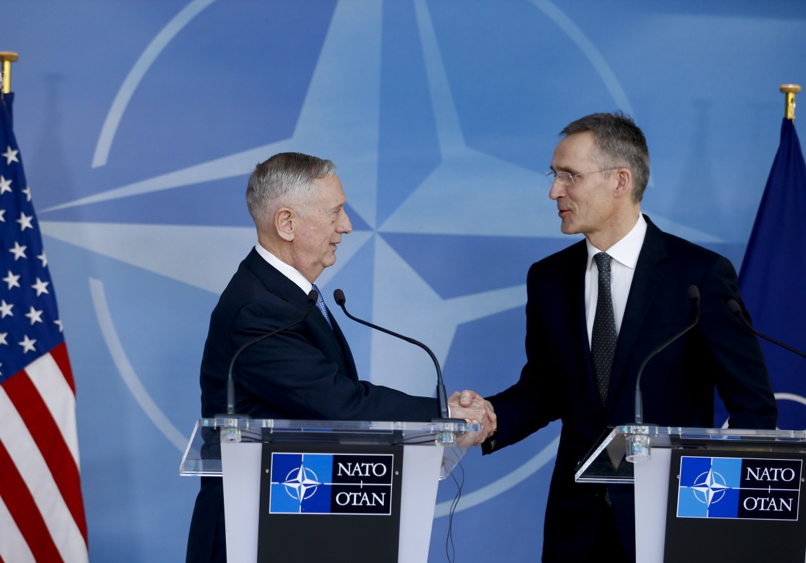 Altro che obsoleta, la Nato con Mattis si allarga a sud con un «Hub» di guerra