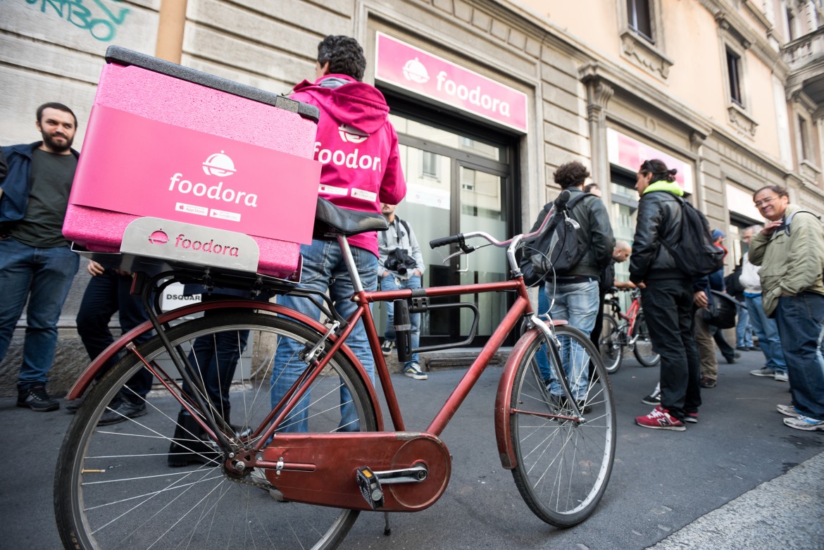Torino, i rider portano Foodora in tribunale
