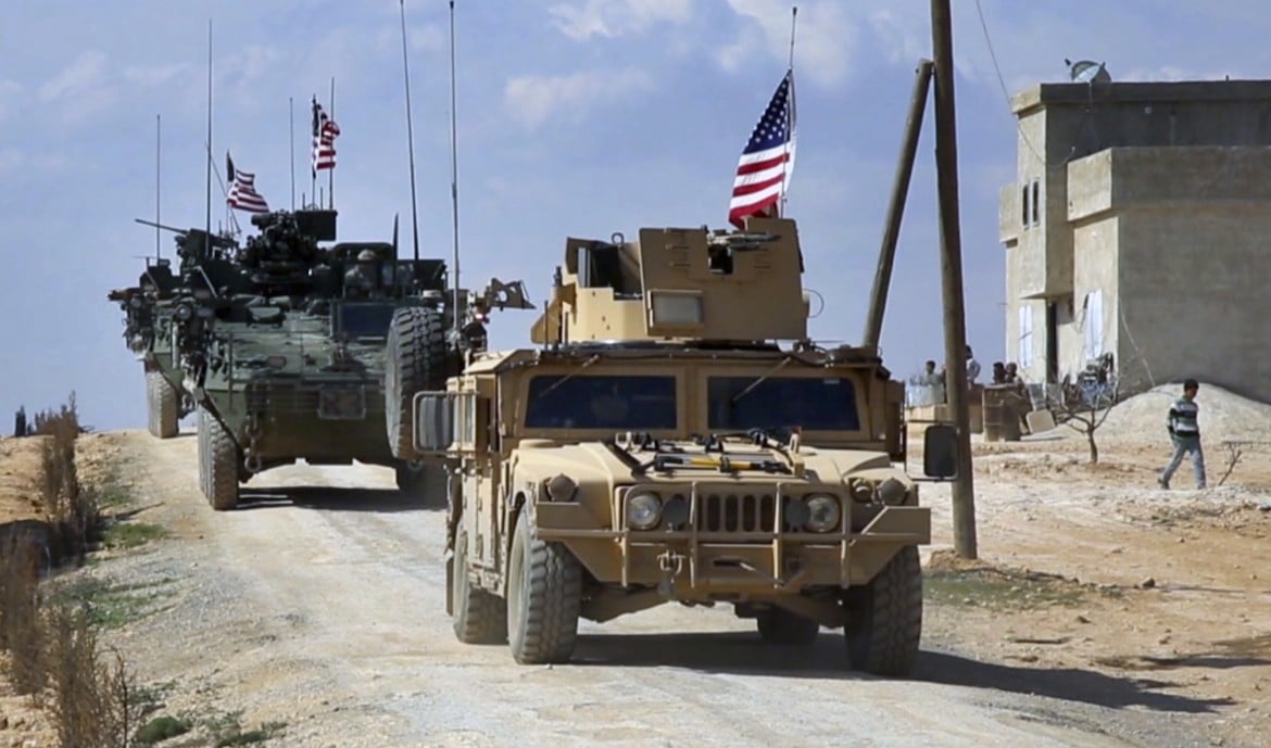 Su Raqqa marciano i marines, stivali al posto dei diplomatici