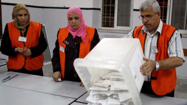 Palestinesi al voto ma solo in Cisgiordania