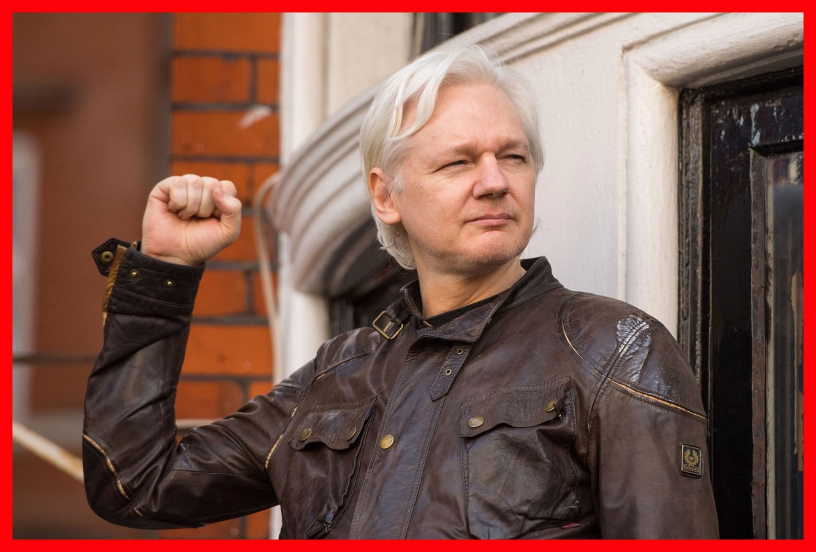 Cancellata l’accusa di stupro  per Julian Assange