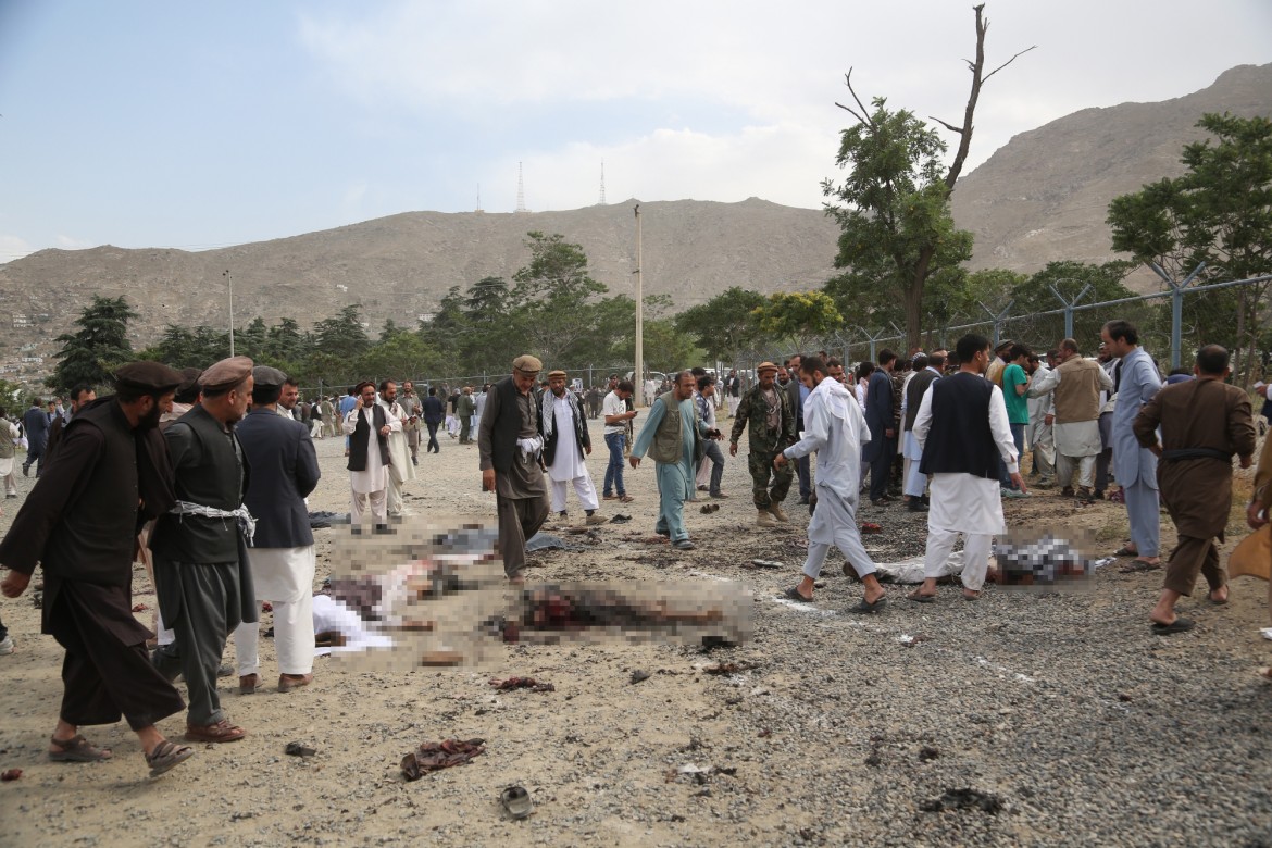 Massacro al funerale: i troppi padrini del terrore a Kabul