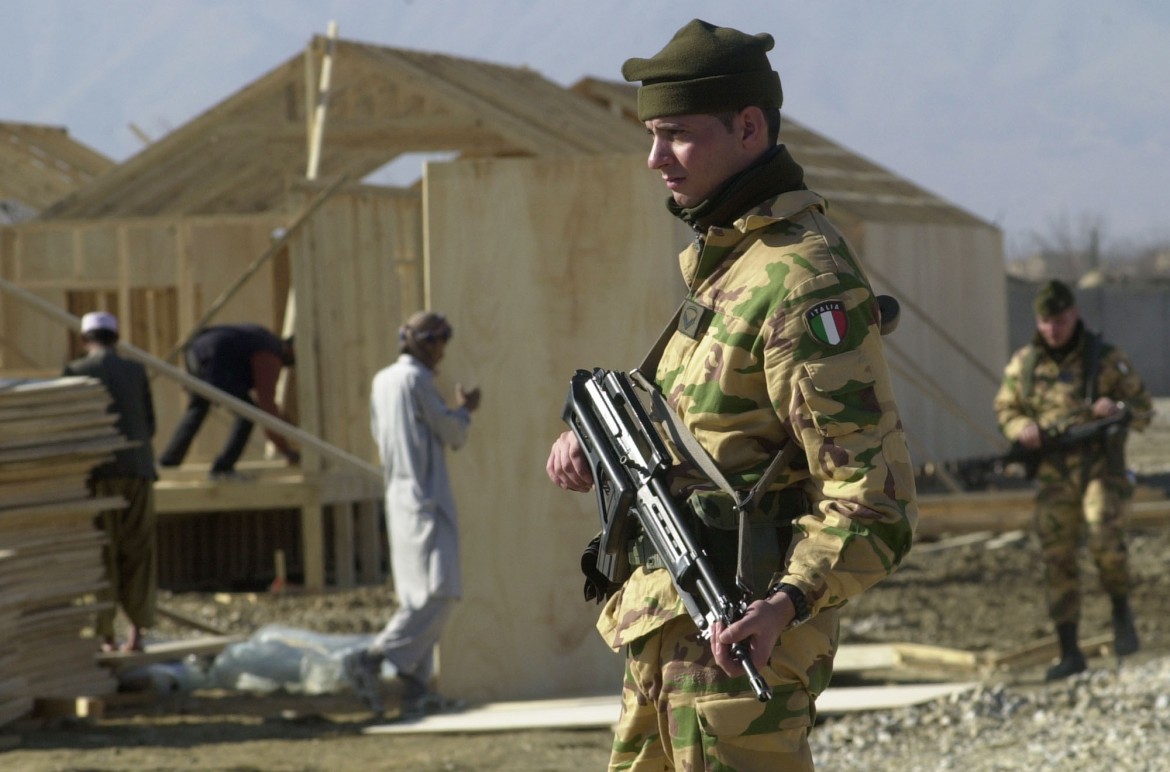 Afghanistan, «Signorsì» agli Usa:  altri 100 soldati italiani a Herat