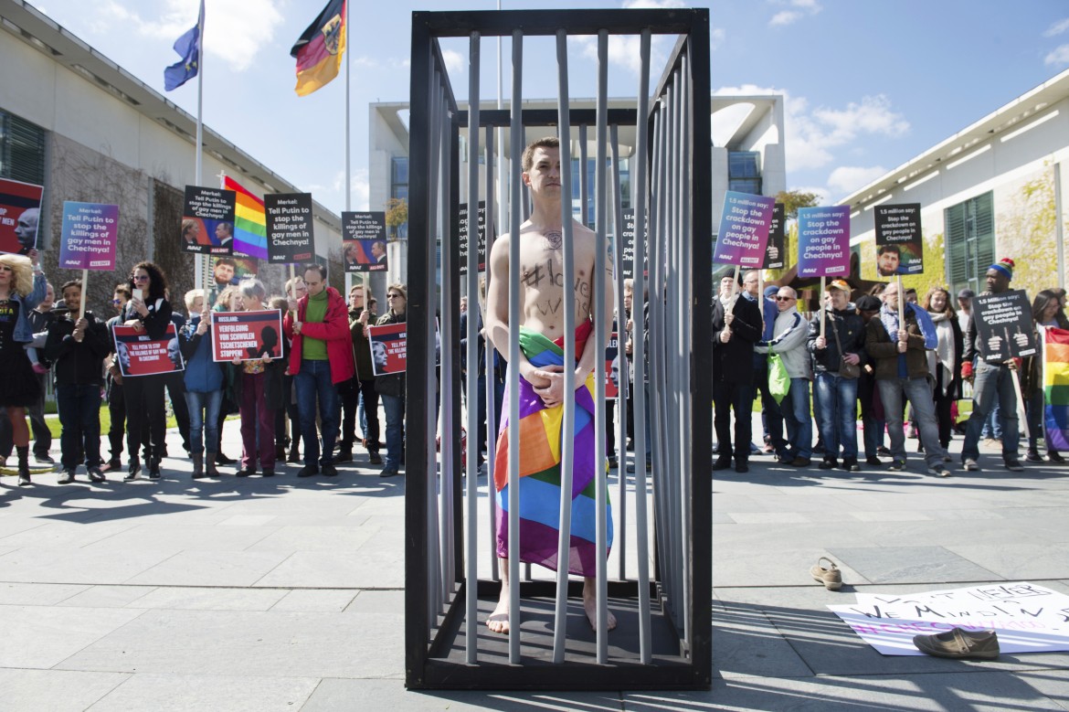 Il leader ceceno Kadyrov: «I gay sono non-persone»