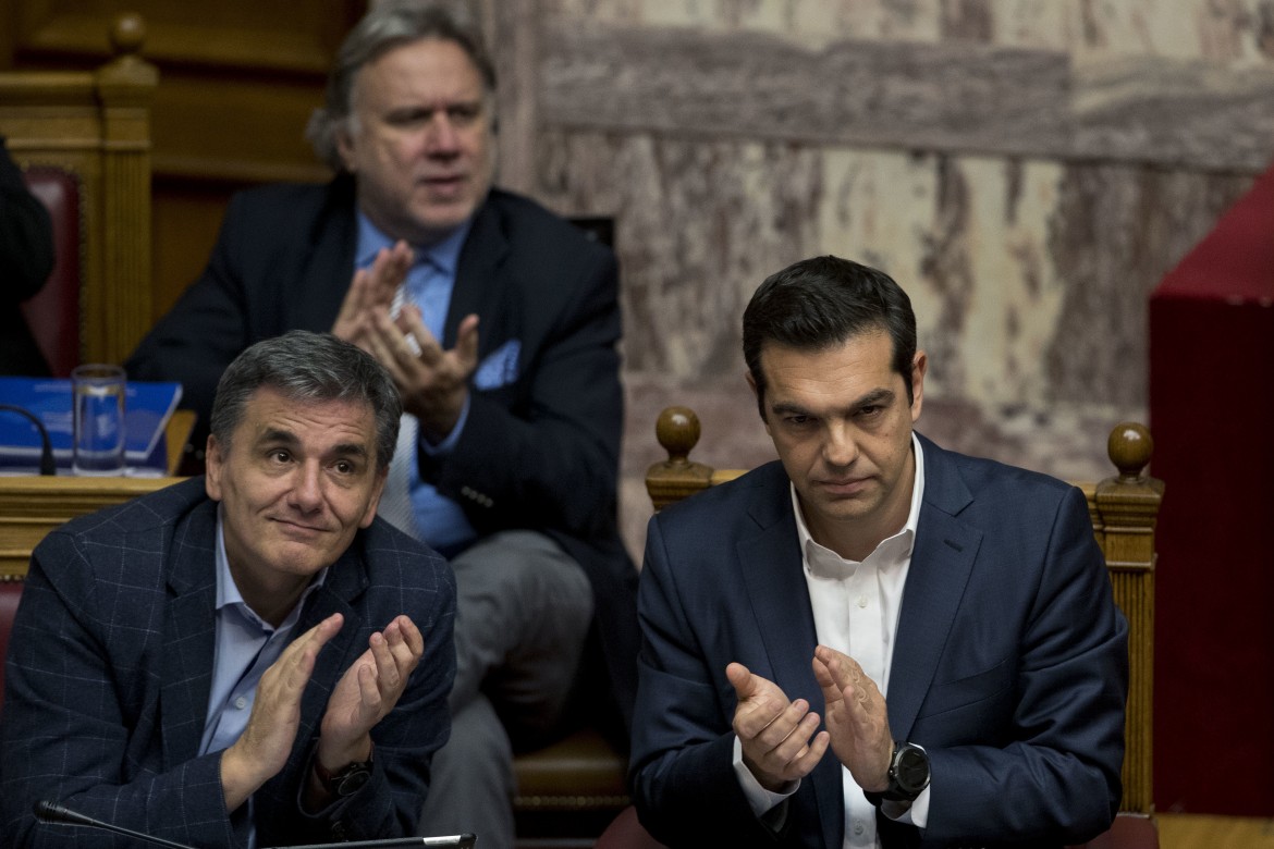 Segnali di Atene all’Ue: verso  l’emissione di titoli di stato