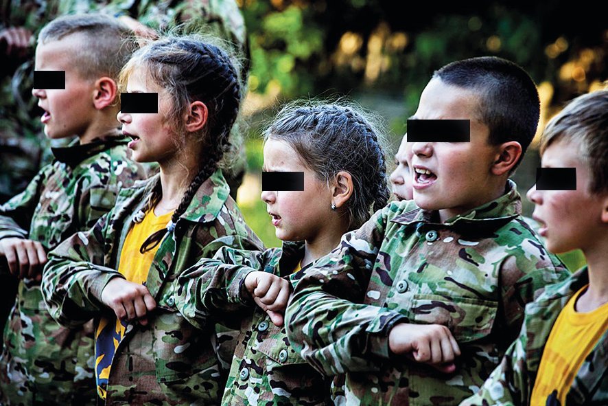 Ucraina: i bambini soldato dei neonazi di Azov