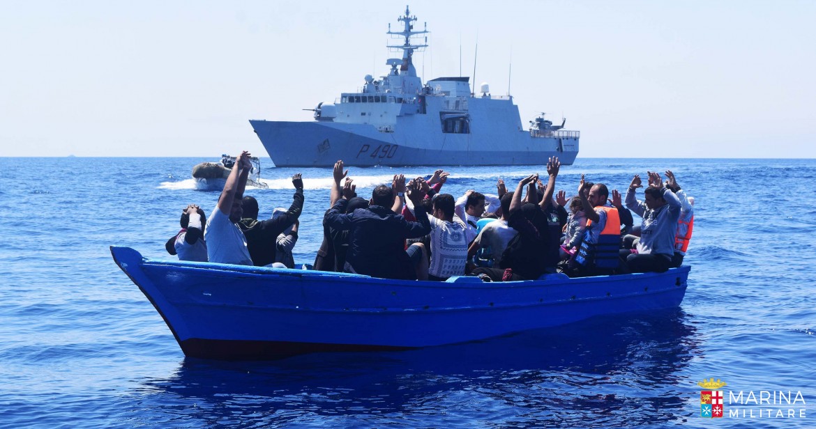 Gentiloni: «La Libia ha chiesto l’intervento di navi italiane»