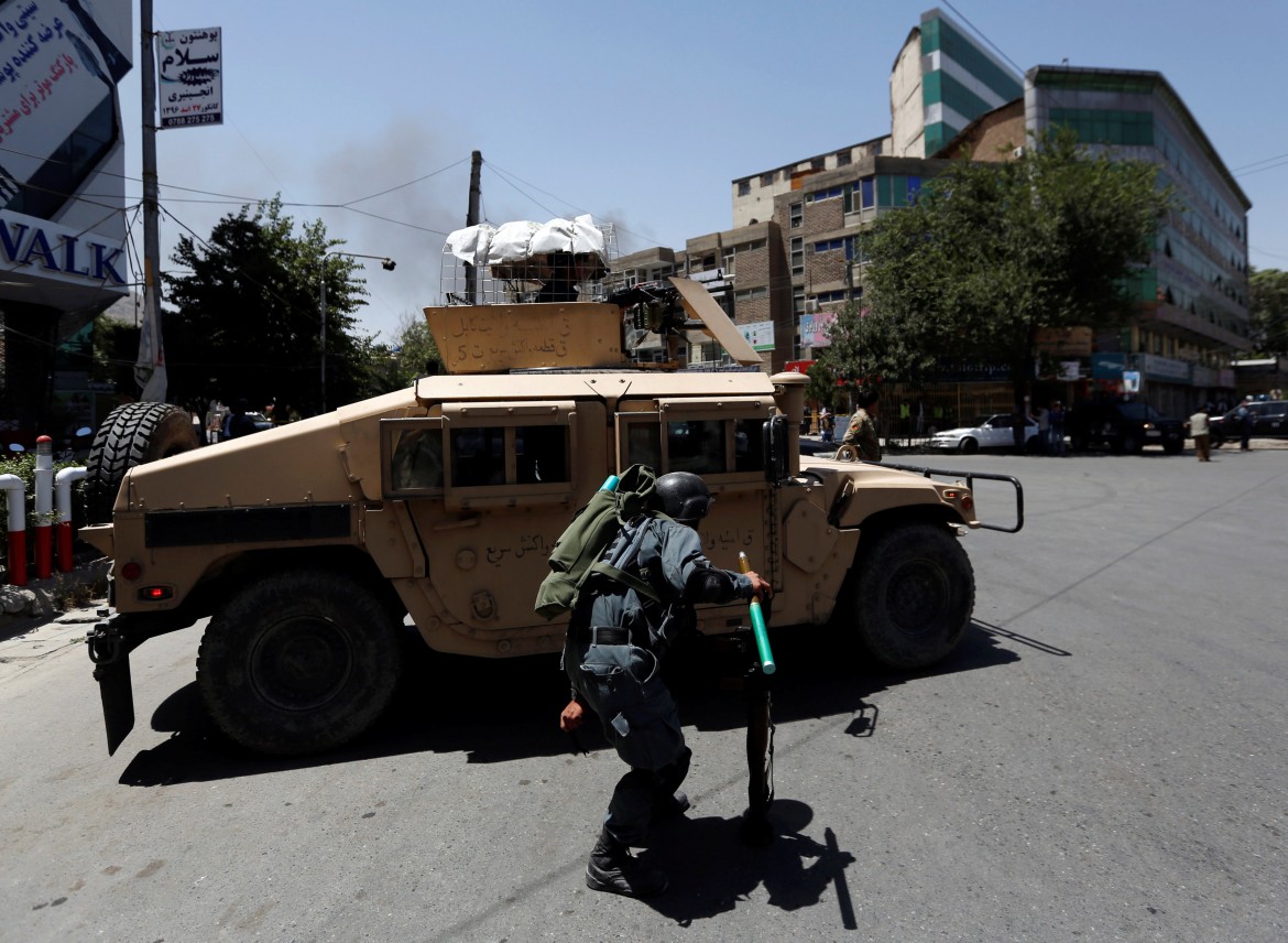 Cacciati da Mosul colpiscono a Kabul