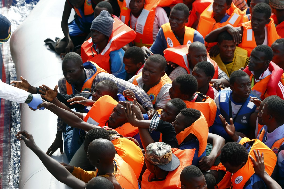 «Meno 57% di sbarchi a luglio» Migranti bloccati nell’inferno libico