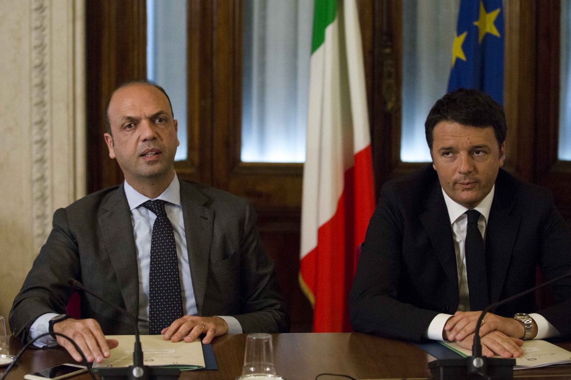 Sicilia: Alfano e Renzi stringono l’abbraccio