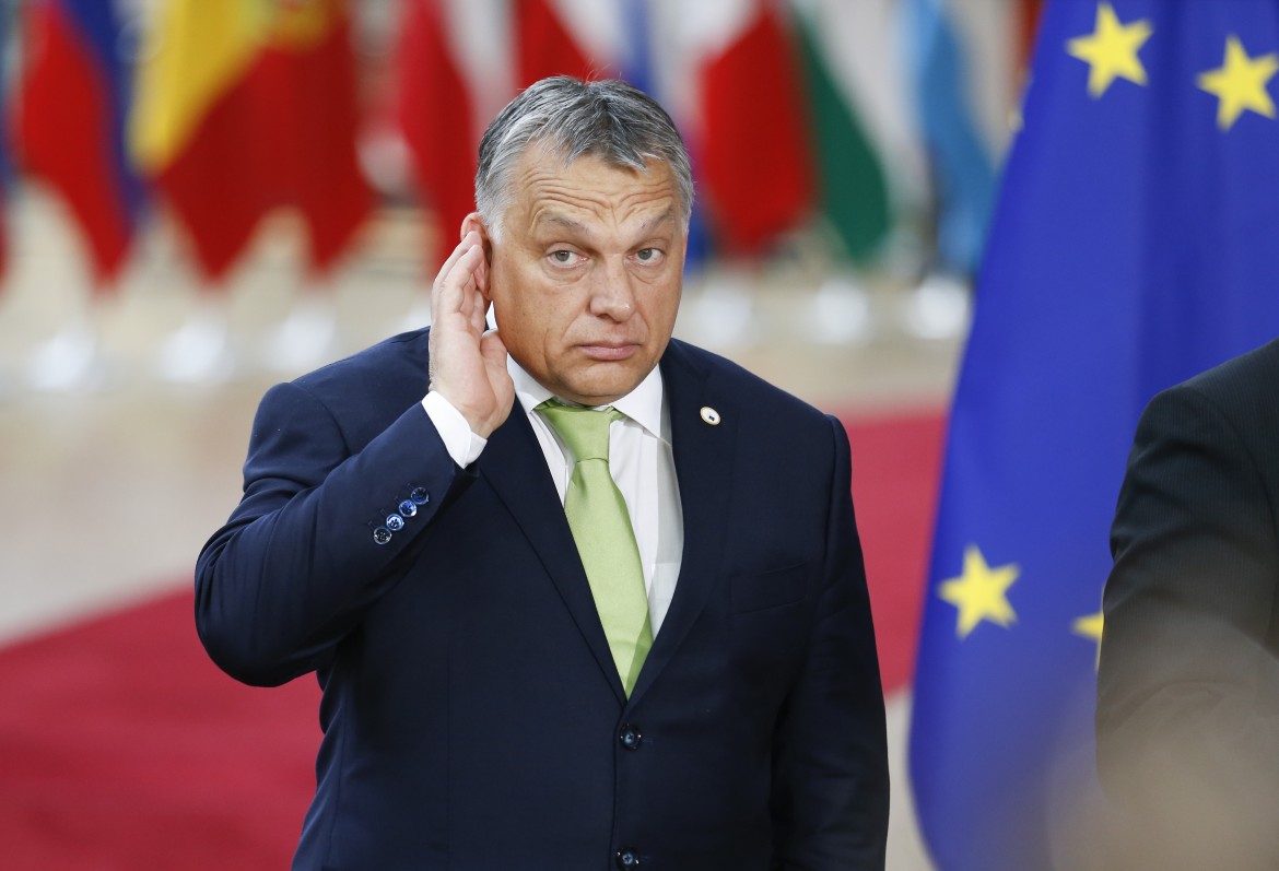 L’ultima di Orbán: divieto di accoglienza in Costituzione