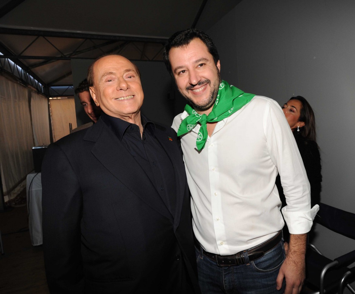 Le bufale di Berlusconi e Salvini sugli immigrati secondo lavoce.info