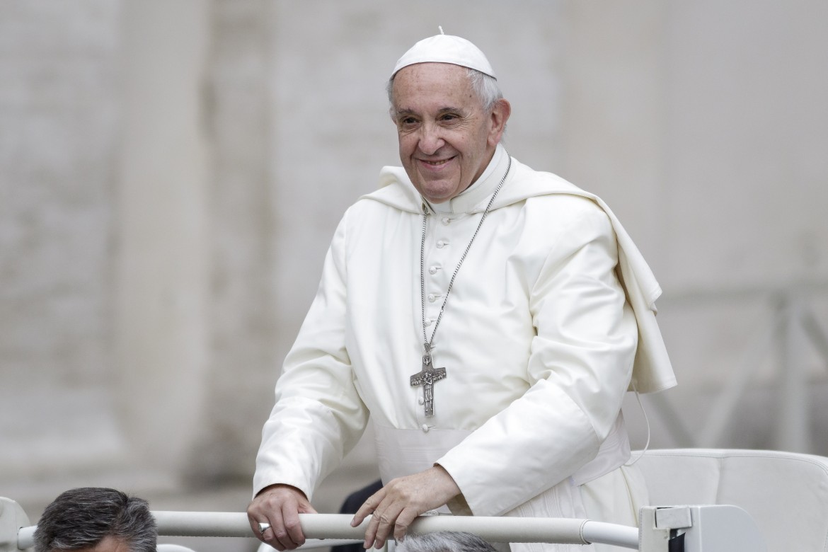 Il papa al presidente Santos: «L’ingiustizia è la radice dei mali sociali»