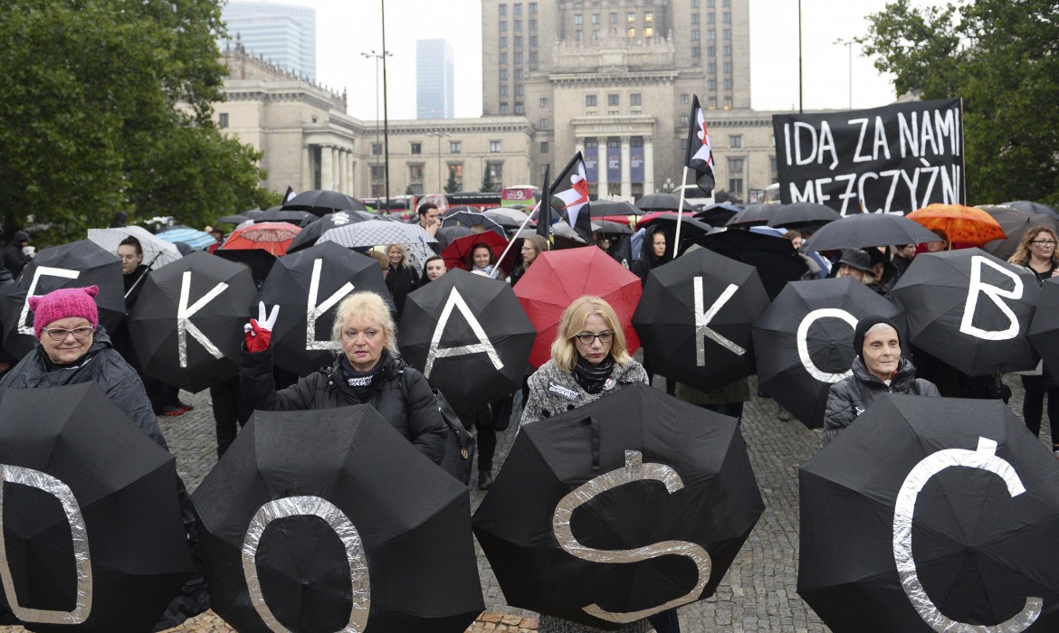 Polonia, «sotto tiro la protesta delle donne»