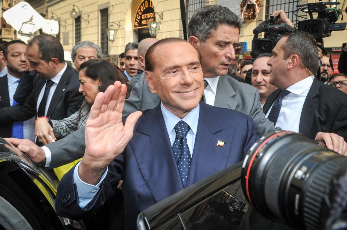Berlusconi si riprende l’assegno: Veronica dovrà restituire 43 milioni