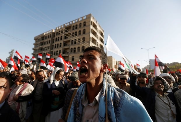 Sana’a festeggia la fine di Saleh. Ma è già pronto il successore