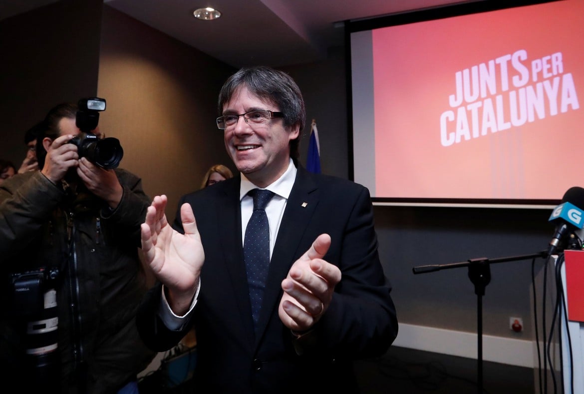 Puigdemont, ritirato l’euro-mandato d’arresto