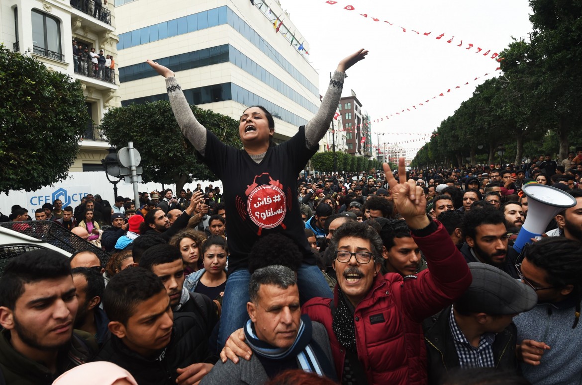 Carovita e povertà, la Tunisia ha di nuovo voglia di rivoluzione