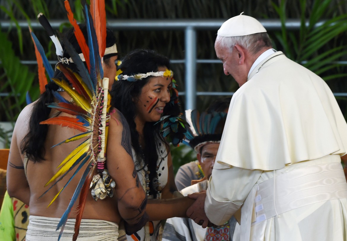 Al Sinodo sull’Amazzonia sì agli indios, no a Bolsonaro