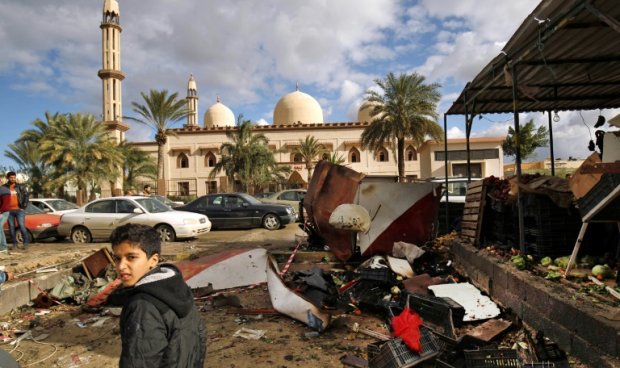Autobombe a Bengasi contro l’intelligence di Haftar