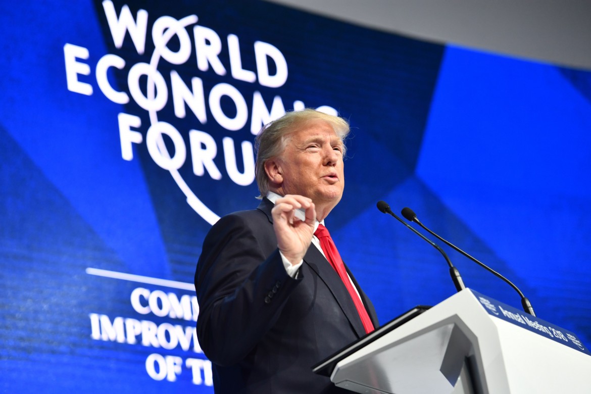 A Davos ecco Trump in versione piazzista: mai così bene gli Usa