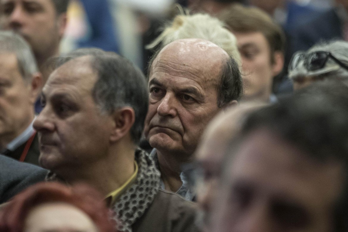 Bersani: «Sinistra e sindacato hanno perso il radar con il mondo di sotto»