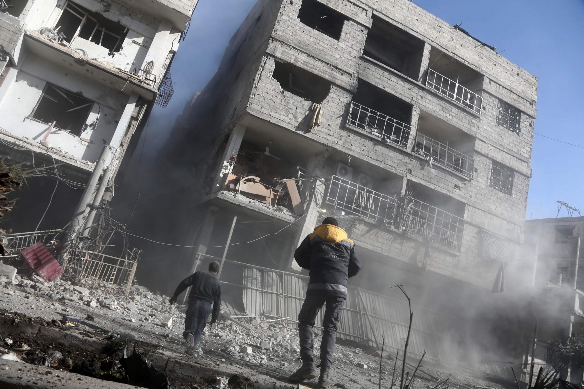 Ghouta est muore di bombe e di fame