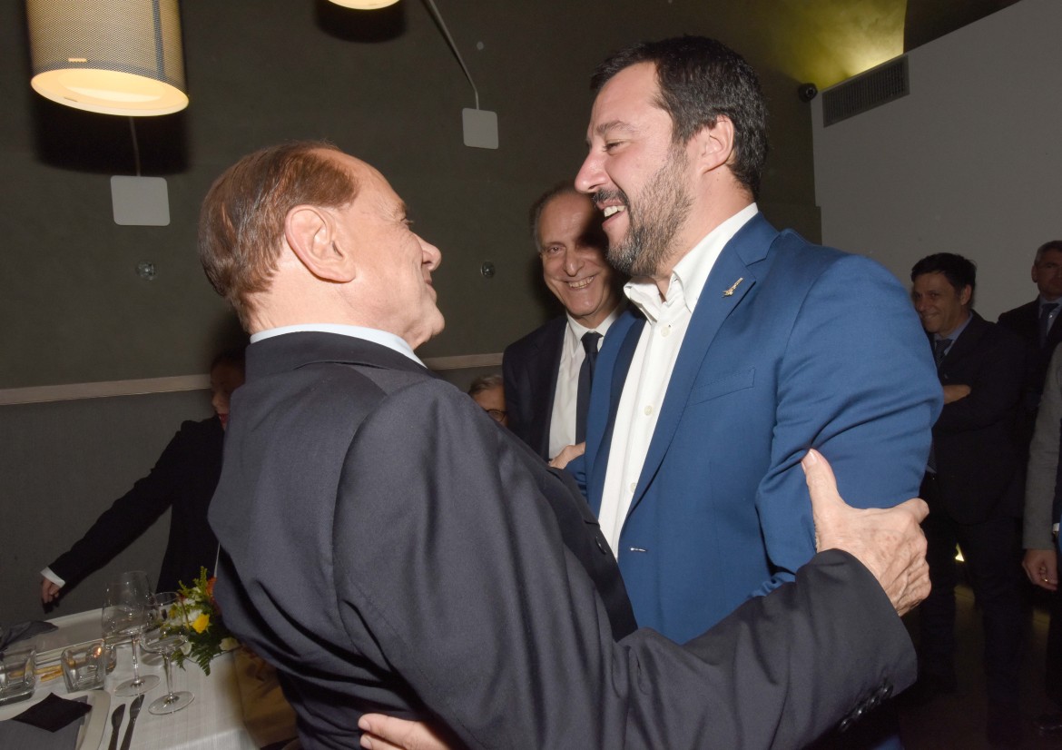 Salvini a Berlusconi:  siamo pronti  a ogni evenienza