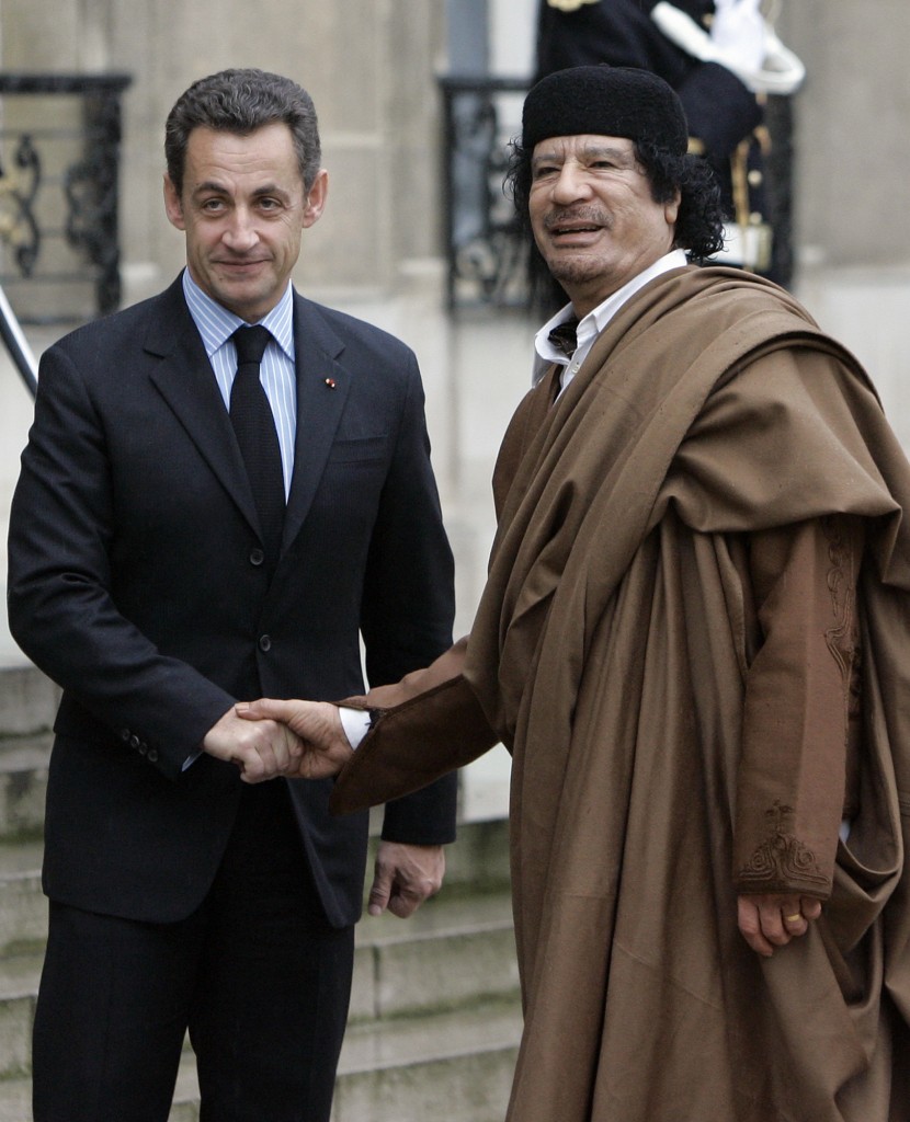 Sarkozy in stato di fermo per i soldi ricevuti da Gheddafi