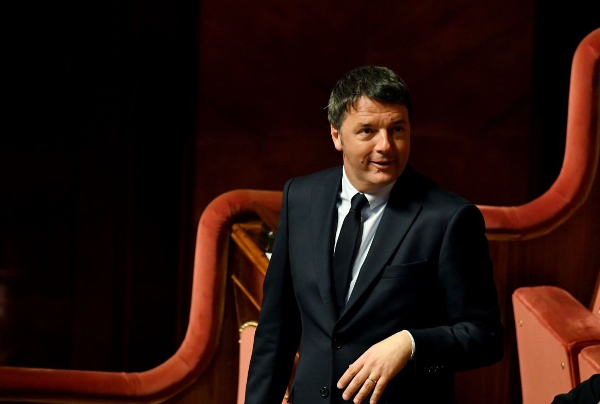 Pd, Renzi attacca «i caminetti» di Martina, non c’è accordo sui capigruppo