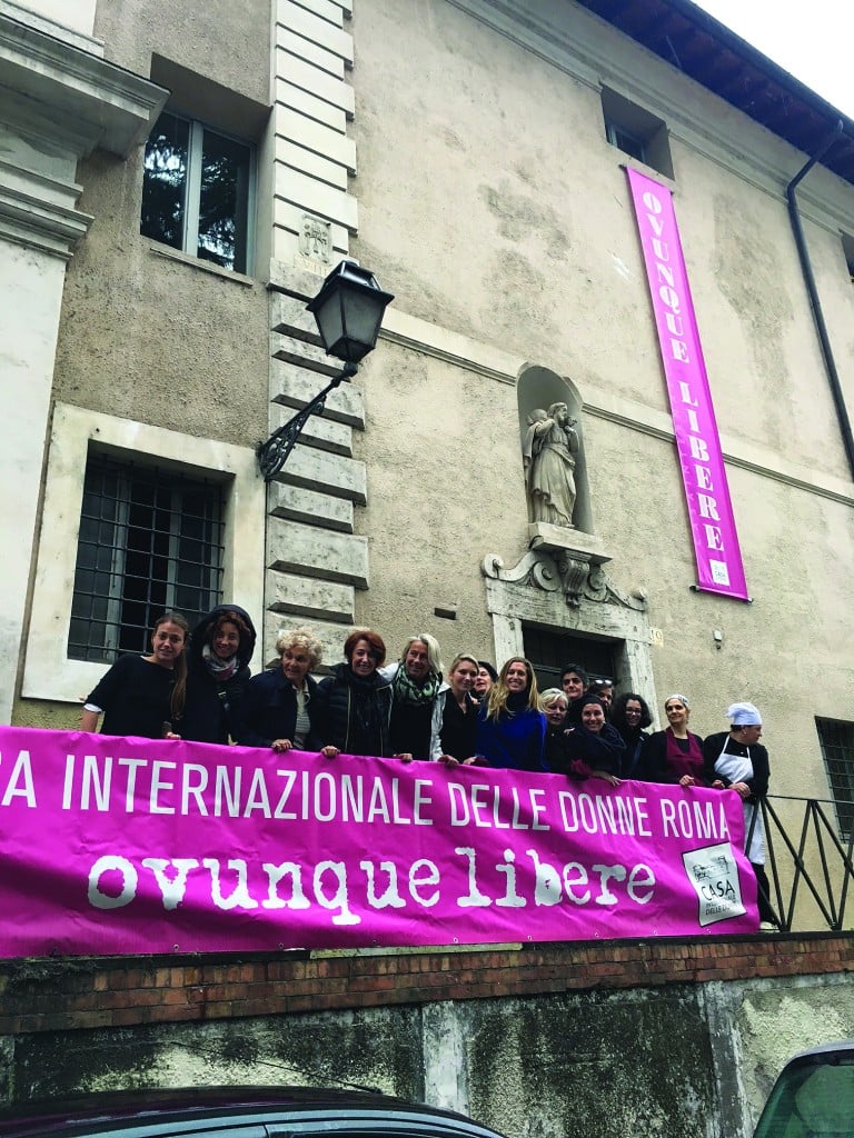 Le donne della Casa internazionale rilanciano: oggi presidio anti-Lega