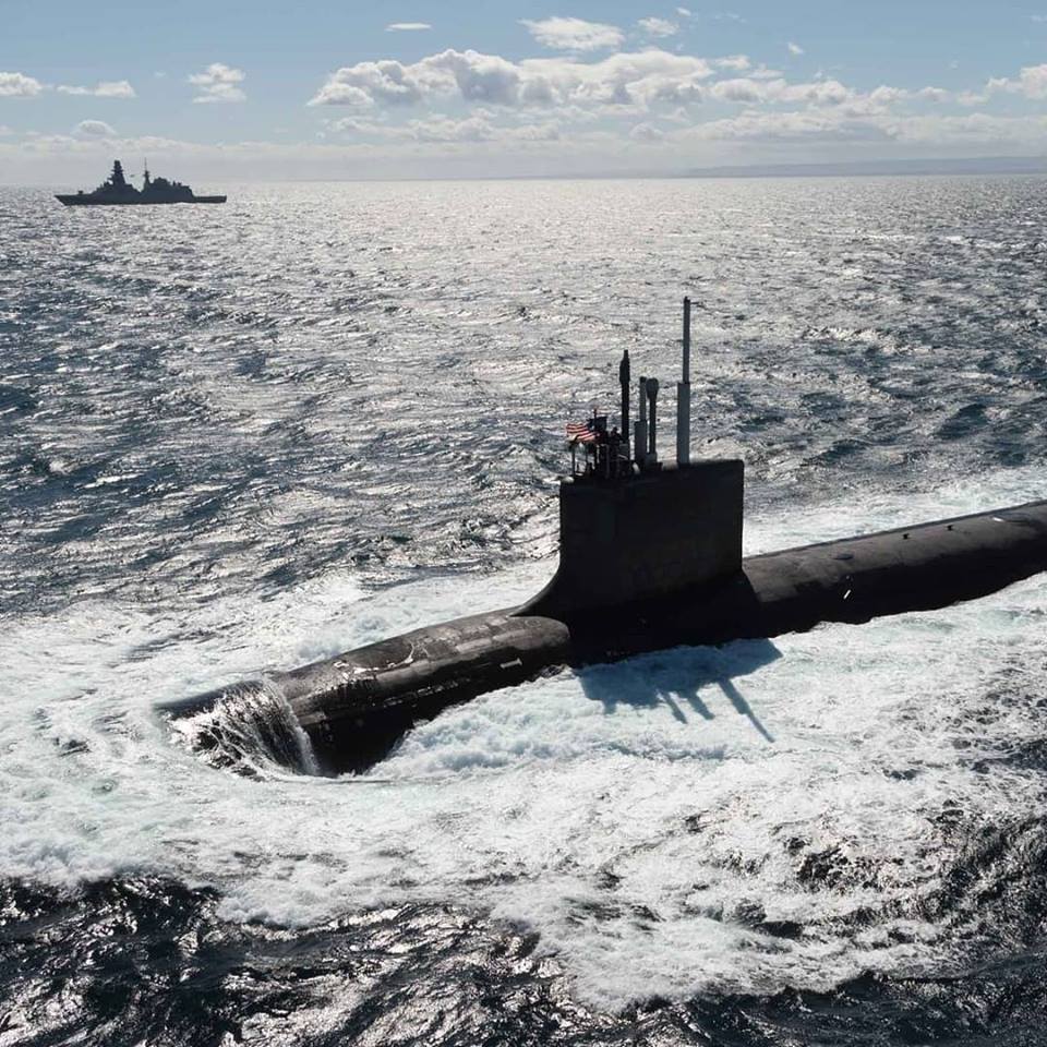 Sottomarino Usa a Napoli, l’ira nucleare di de Magistris