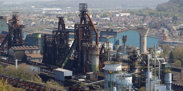Ilva, sul lavoro trattative in alto mare. ArcelorMittal alla Ue: «Cediamo quattro siti»