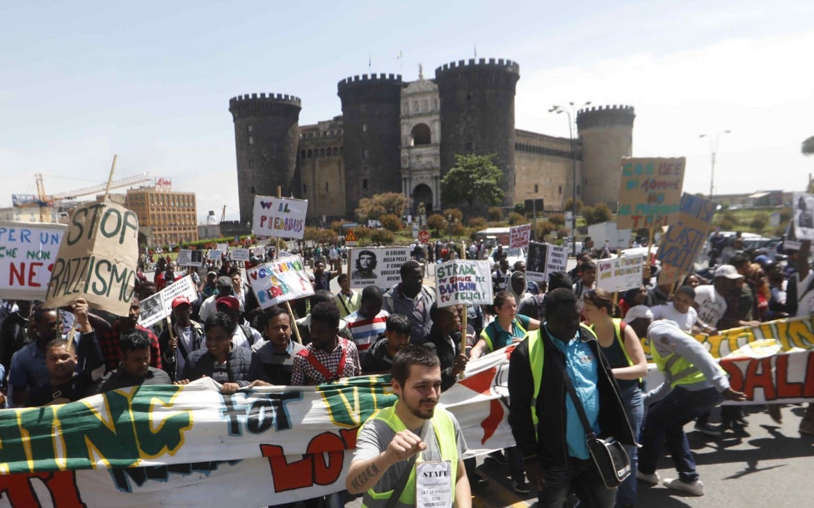 Casa, lavoro, reddito: a Napoli 10mila migranti e campani
