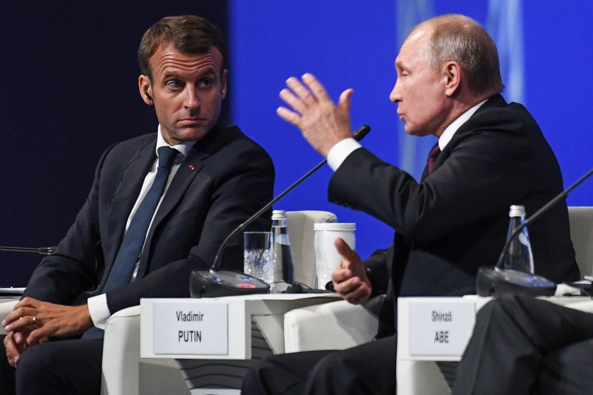 Macron e Putin: dialogo sulla Siria, uniti sull’ Iran