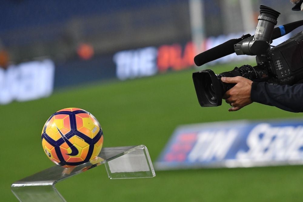 La Lega congeda Mediapro: il calcio «ritorna» a Sky