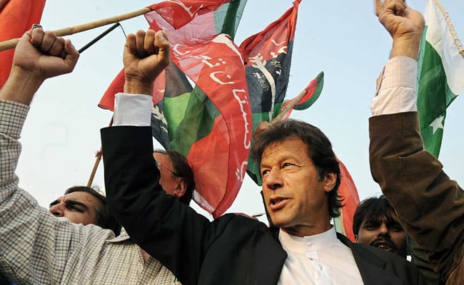 Elezioni in Pakistan, Imran Khan rivendica la vittoria