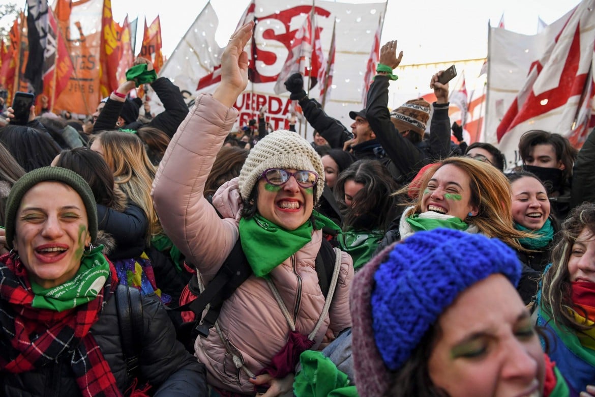 Argentina, sull’aborto legale le donne non arretrano