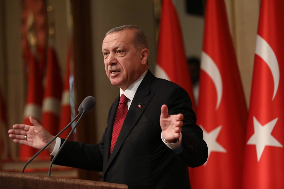 Da Erdogan minaccia a Trump: «Ci rispetti o cambiamo alleati»