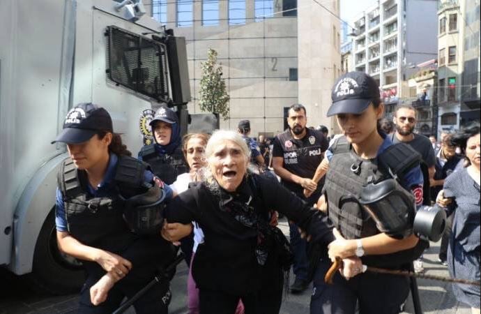 Decine di arresti al raduno delle madri dei desaparecidos turchi