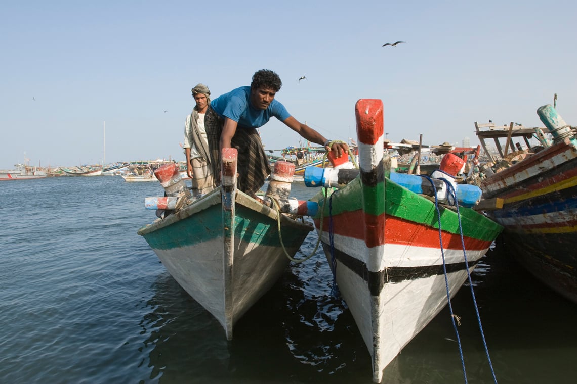 Fuoco sui pescatori yemeniti: 18 uccisi