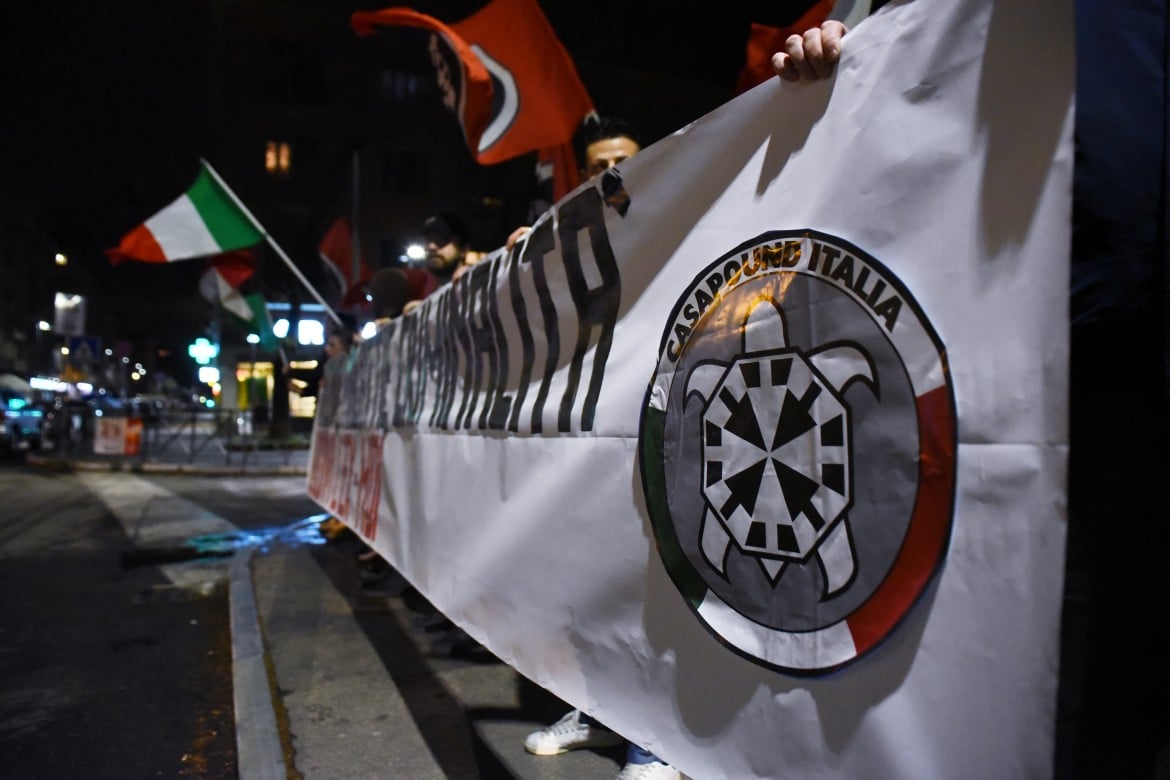 Napoli, aggressione ad antifascista: arrestati tre di Casapound