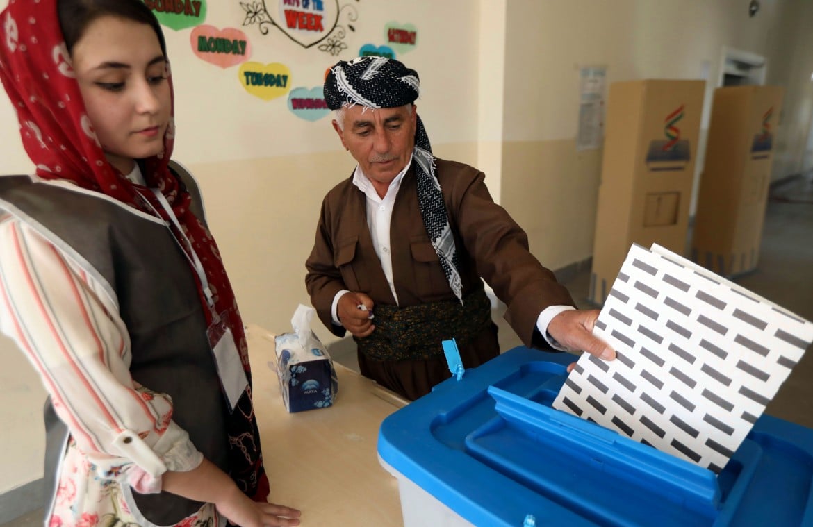 Kurdistan iracheno al voto, vincono astensionismo e Kdp