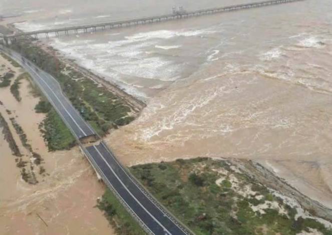 La Sardegna travolta dalle alluvioni, una donna morta vicino Cagliari