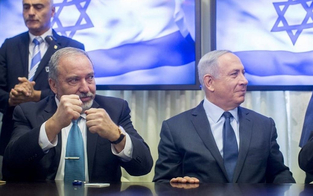 La tregua spacca il governo Netanyahu, Lieberman si dimette