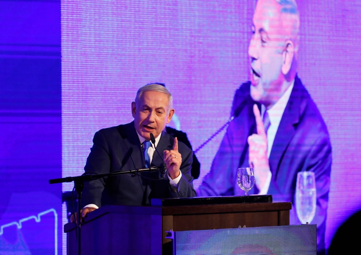 Netanyahu, diretta tv per evitare l’incriminazione