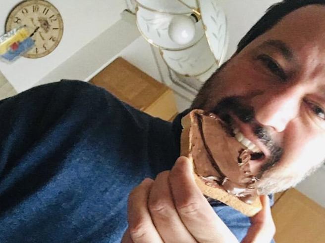 Salvini, pane e Nutella: la gaffe del ministro